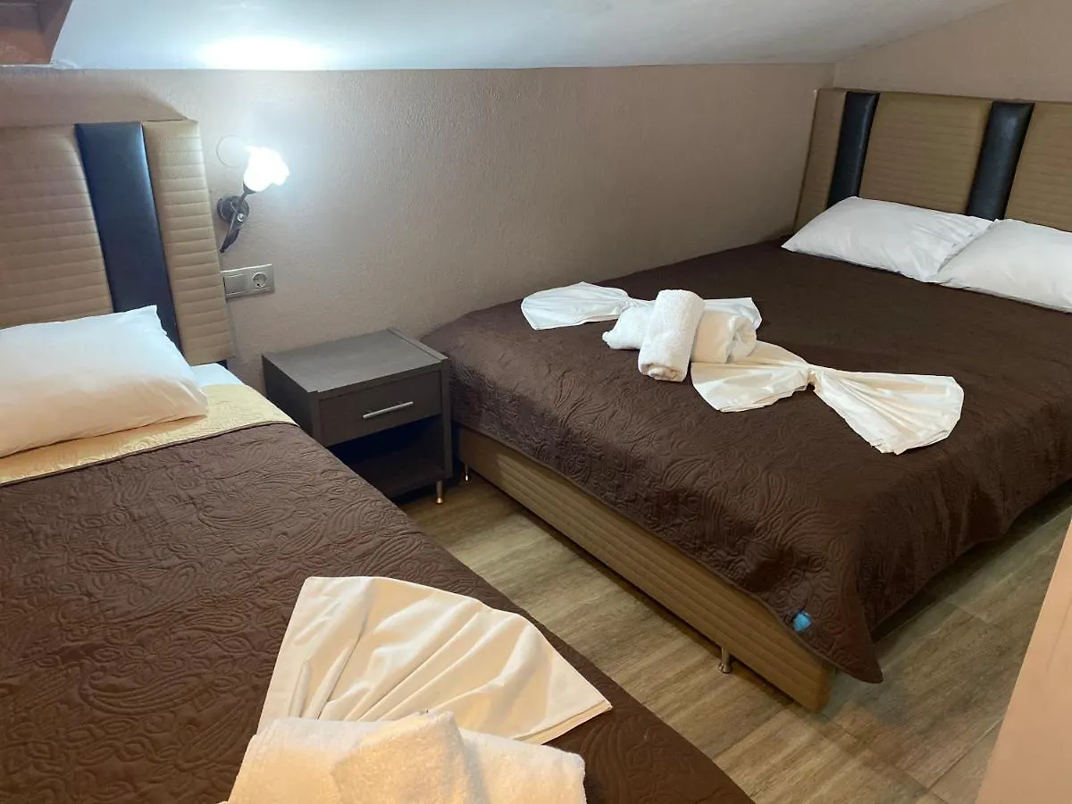 Appartamento House Kiratsi Sarti