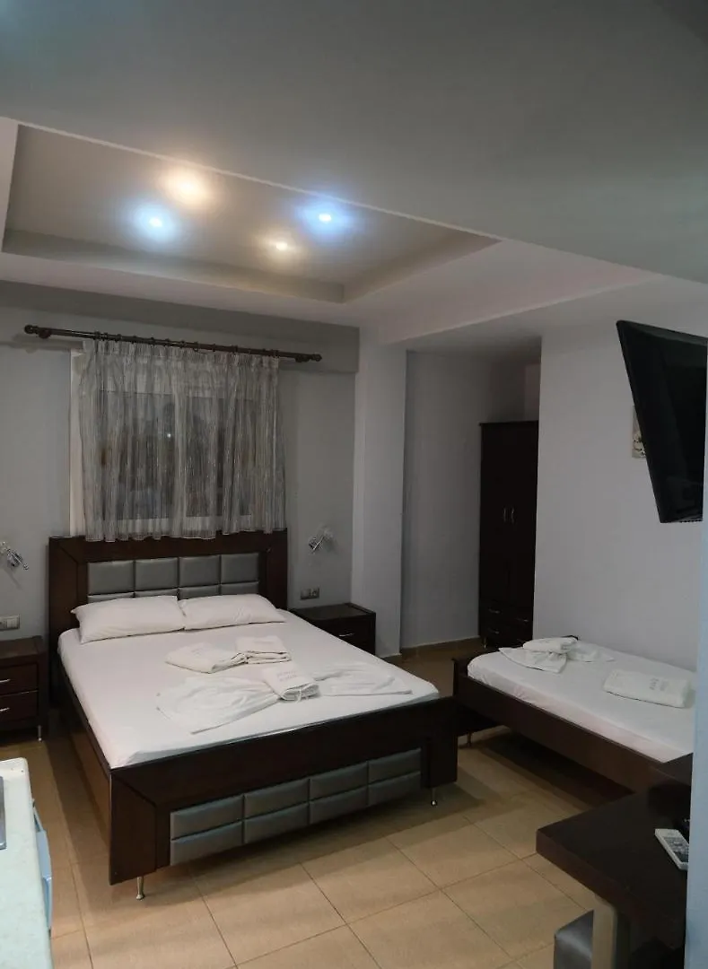 Appartamento House Kiratsi Sarti