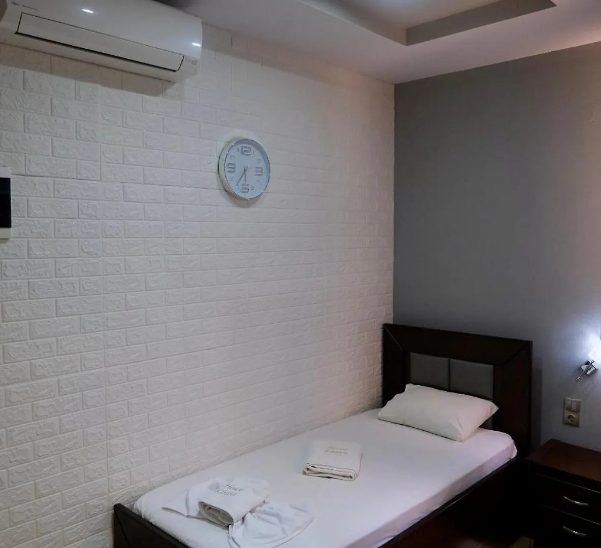 Appartamento House Kiratsi Sarti